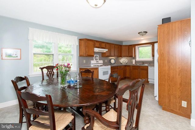 309 N 4TH ST, Hammonton, NJ 08037