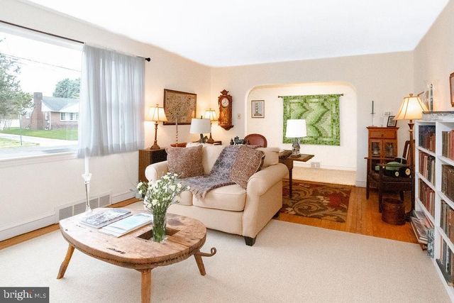 309 N 4TH ST, Hammonton, NJ 08037