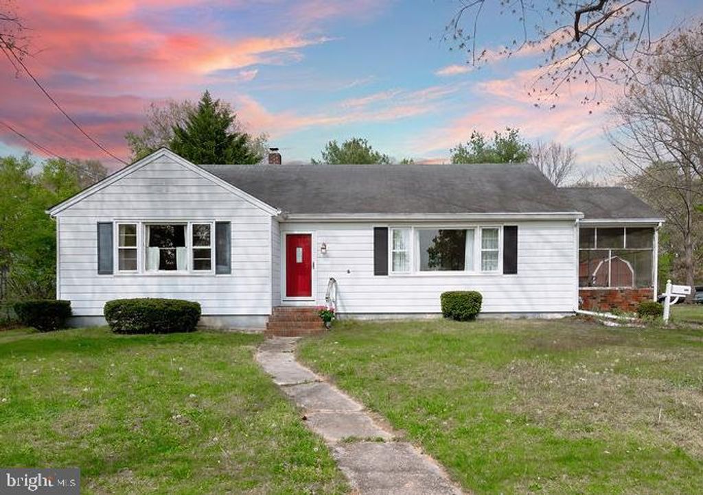 309 N 4TH ST, Hammonton, NJ 08037