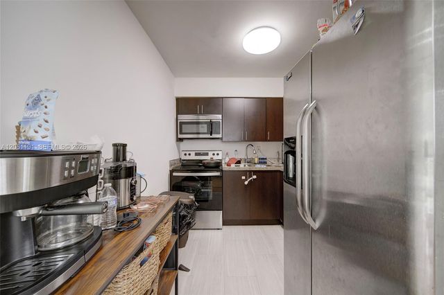 6433 SW 25th St 6433, Miramar, FL 33023