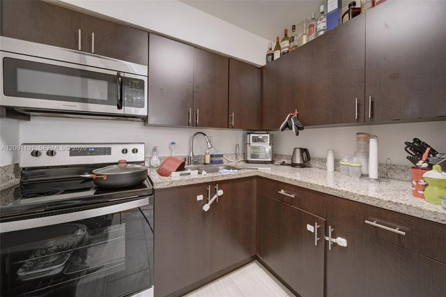 6433 SW 25th St 6433, Miramar, FL 33023