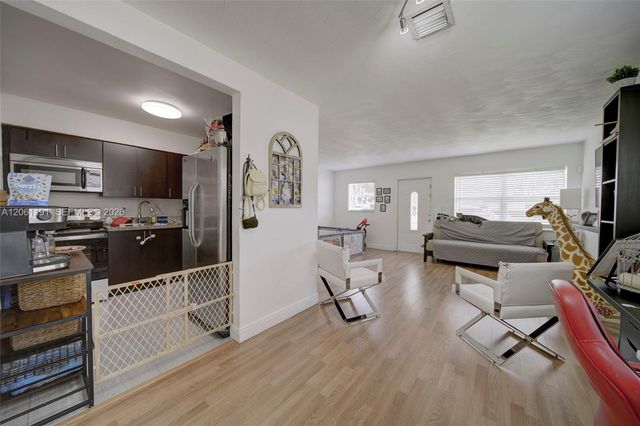 6433 SW 25th St 6433, Miramar, FL 33023