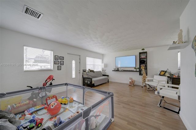 6433 SW 25th St 6433, Miramar, FL 33023