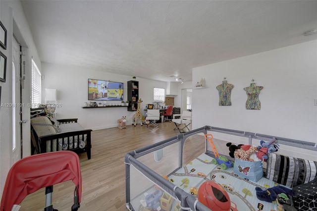 6433 SW 25th St 6433, Miramar, FL 33023