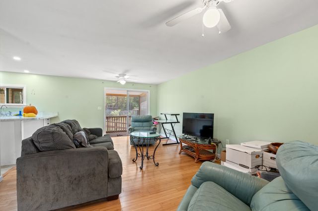 4661 Quiet Ave., Conway, SC 29527