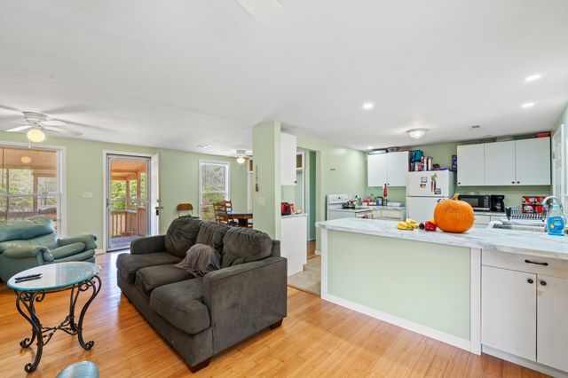 4661 Quiet Ave., Conway, SC 29527