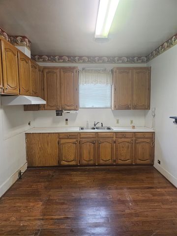 1808 University Ave, Marshall, TX 75670