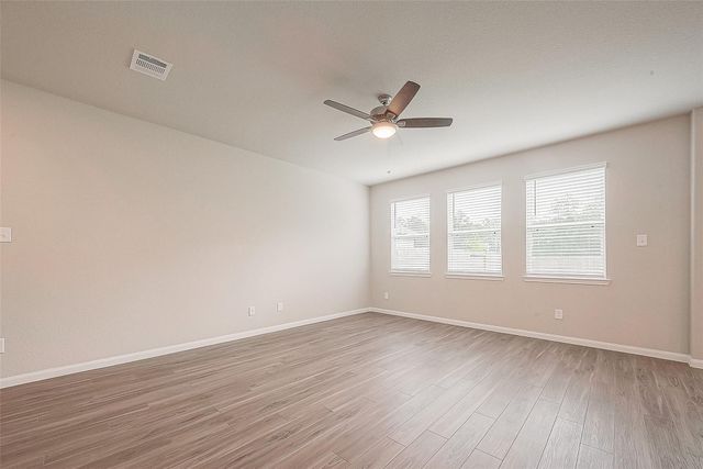 2335 Tavo Trail Drive, Conroe, TX 77301