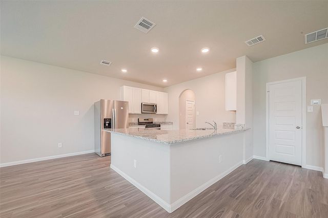 2335 Tavo Trail Drive, Conroe, TX 77301