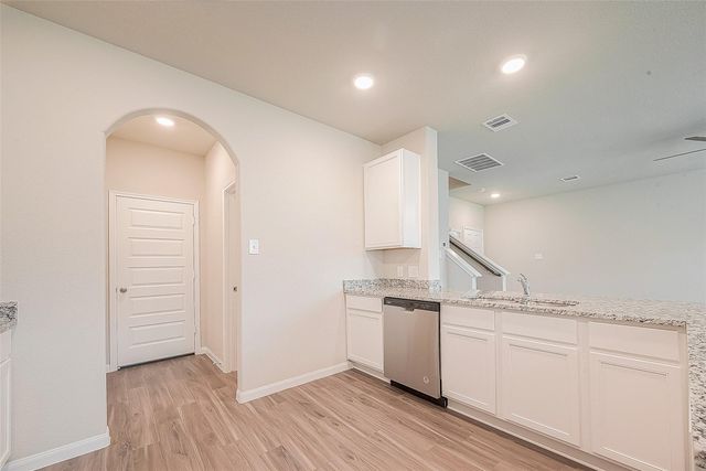 2335 Tavo Trail Drive, Conroe, TX 77301