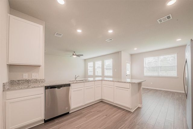 2335 Tavo Trail Drive, Conroe, TX 77301