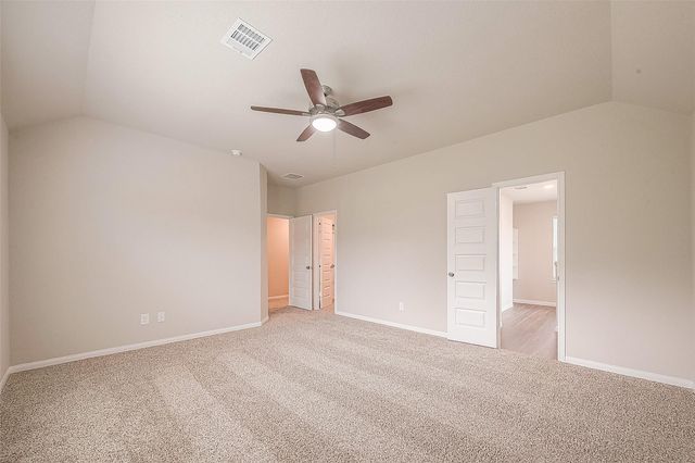 2335 Tavo Trail Drive, Conroe, TX 77301
