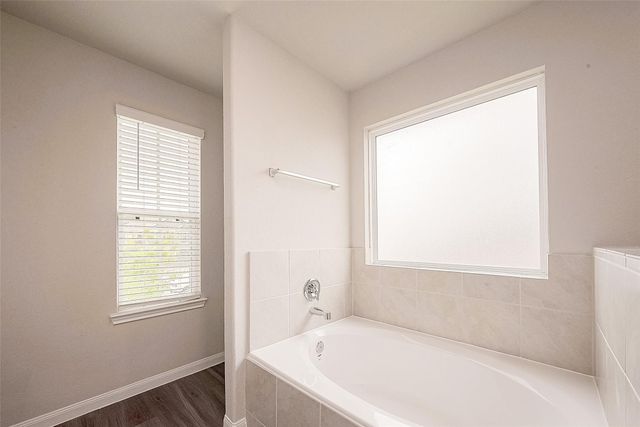 2335 Tavo Trail Drive, Conroe, TX 77301