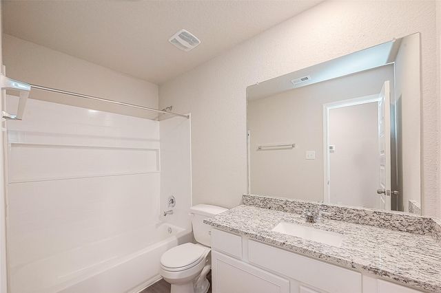 2335 Tavo Trail Drive, Conroe, TX 77301