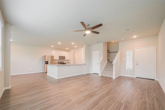 2335 Tavo Trail Drive, Conroe, TX 77301