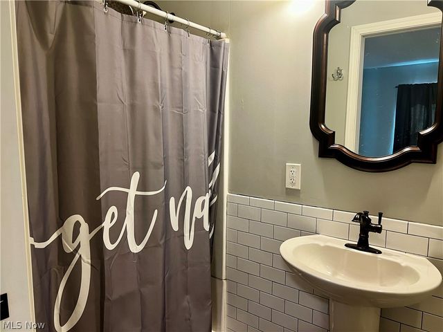 16972 State Route 45, Wellsville, OH 43968