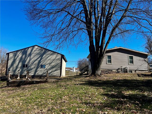 16972 State Route 45, Wellsville, OH 43968