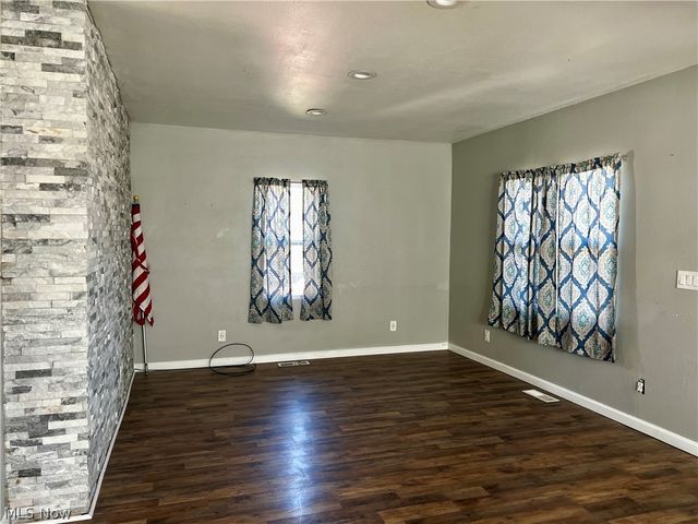 16972 State Route 45, Wellsville, OH 43968