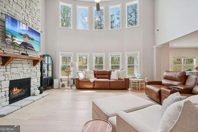 72 Sanders Crossing, Newnan, GA 30263