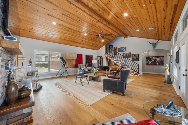 108 Vector Lane, Hot Springs, AR 71913