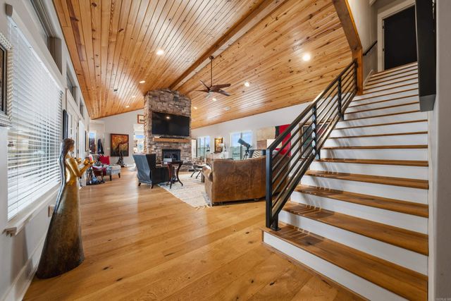 108 Vector Lane, Hot Springs, AR 71913