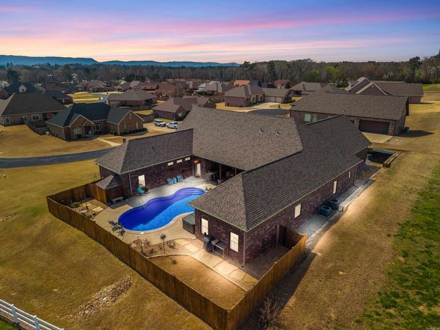 108 Vector Lane, Hot Springs, AR 71913