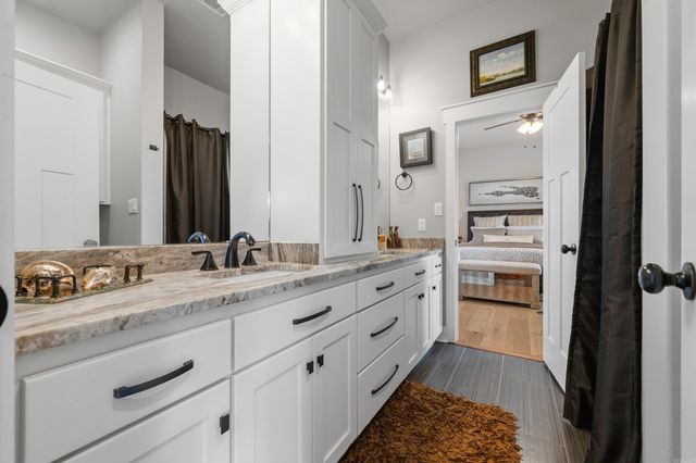 108 Vector Lane, Hot Springs, AR 71913