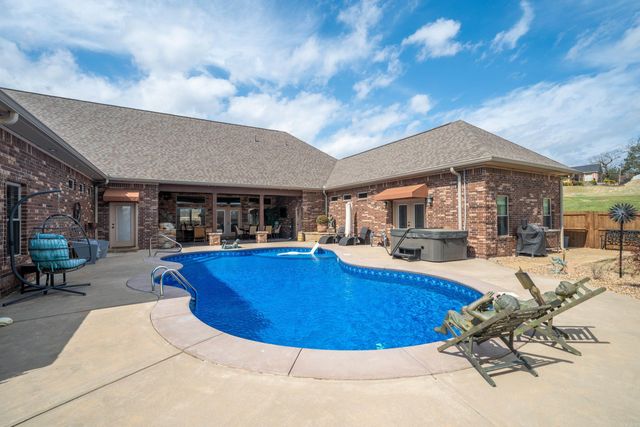 108 Vector Lane, Hot Springs, AR 71913