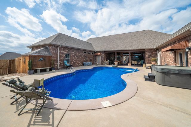 108 Vector Lane, Hot Springs, AR 71913