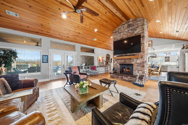 108 Vector Lane, Hot Springs, AR 71913