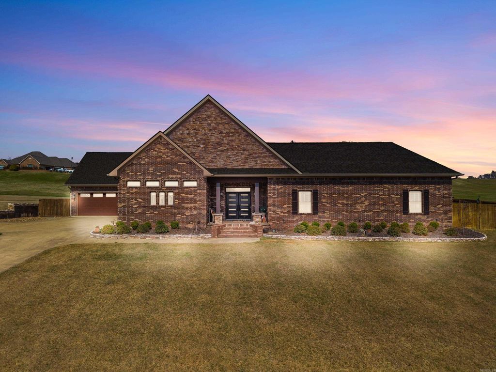 108 Vector Lane, Hot Springs, AR 71913