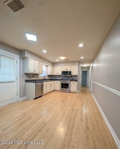 5347 Nail Road, Horn Lake, MS 38637