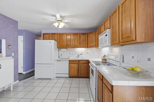 42 Cedar Ledge Drive, Pacific, MO 63069