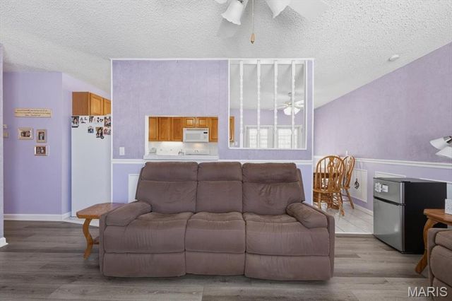 42 Cedar Ledge Drive, Pacific, MO 63069