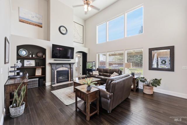 2853 Stayman, Kuna, ID 83634