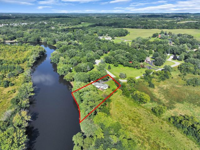 104 Clark STREET, Burlington, WI 53105