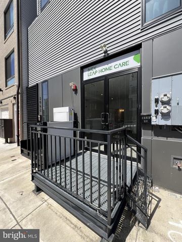 2062 N 2ND ST, Philadelphia, PA 19122