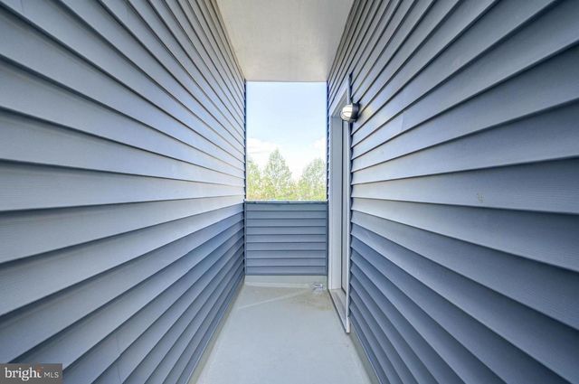 2062 N 2ND ST, Philadelphia, PA 19122