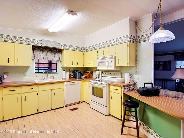 7386 Highpoint Boulevard, Brooksville, FL 34613