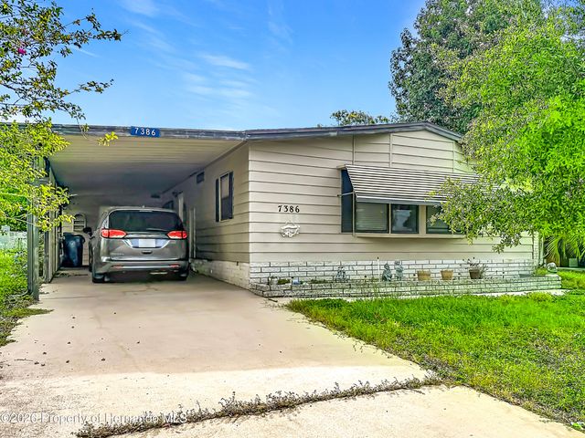 7386 Highpoint Boulevard, Brooksville, FL 34613