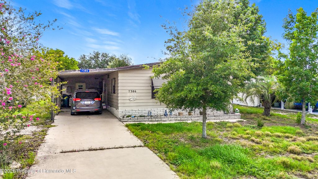 7386 Highpoint Boulevard, Brooksville, FL 34613