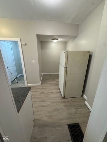 401 Wallace Avenue, Indianapolis, IN 46201