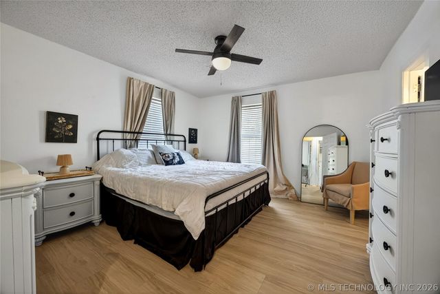 9812 N 105th East Avenue, Owasso, OK 74055