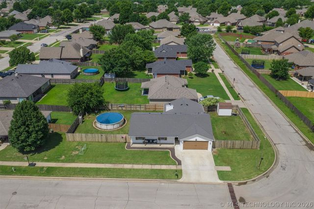 9812 N 105th East Avenue, Owasso, OK 74055