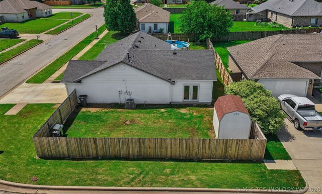 9812 N 105th East Avenue, Owasso, OK 74055
