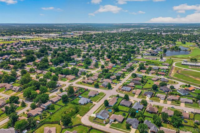 9812 N 105th East Avenue, Owasso, OK 74055