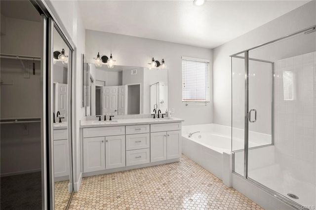 30840 Point Woods Court, Temecula, CA 92591