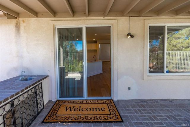 30840 Point Woods Court, Temecula, CA 92591