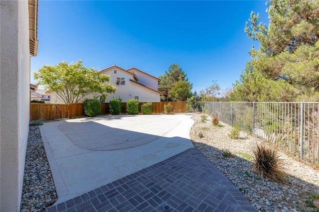 30840 Point Woods Court, Temecula, CA 92591