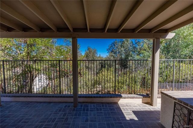 30840 Point Woods Court, Temecula, CA 92591